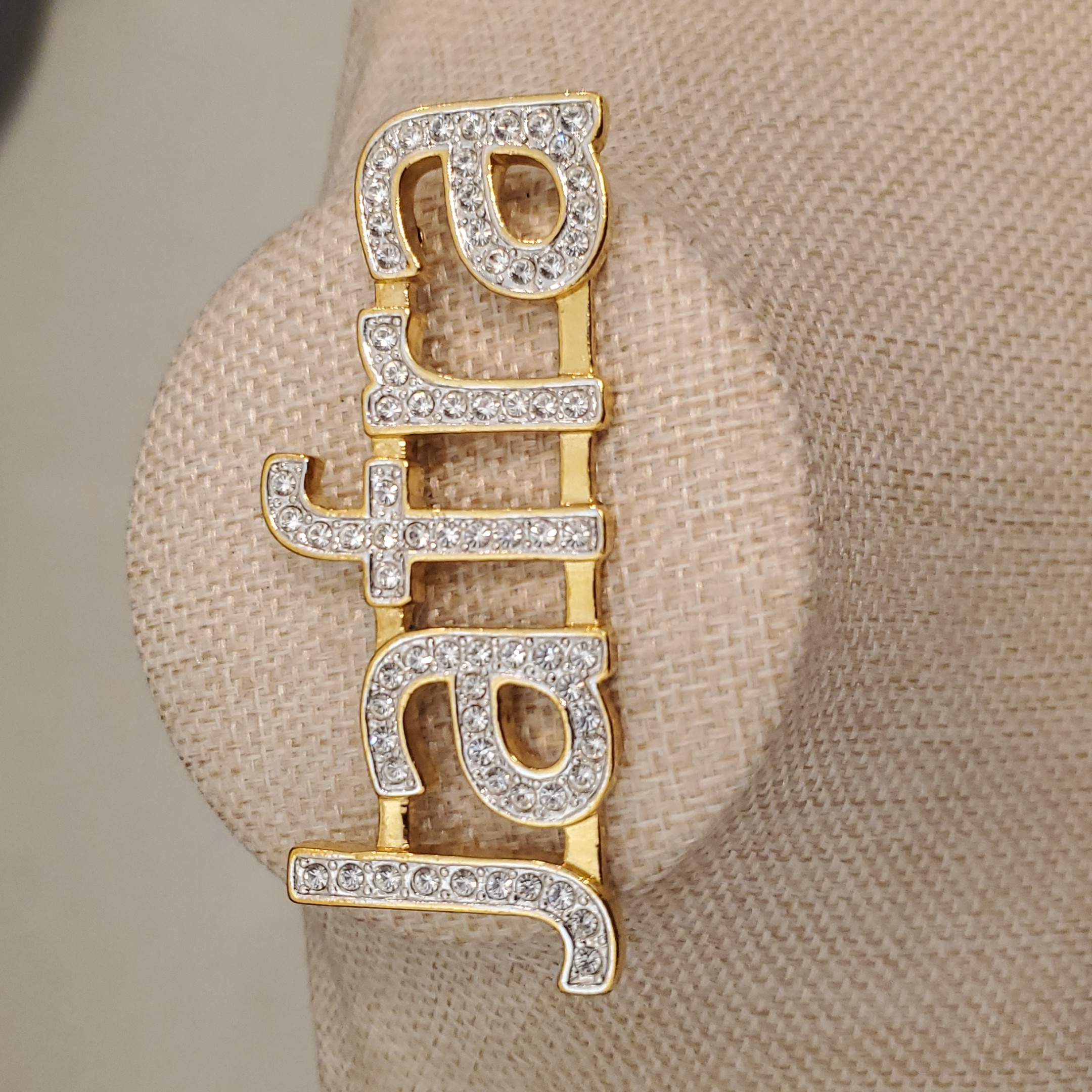 Jafra Goldtone And Rhinestone Brooch Pin